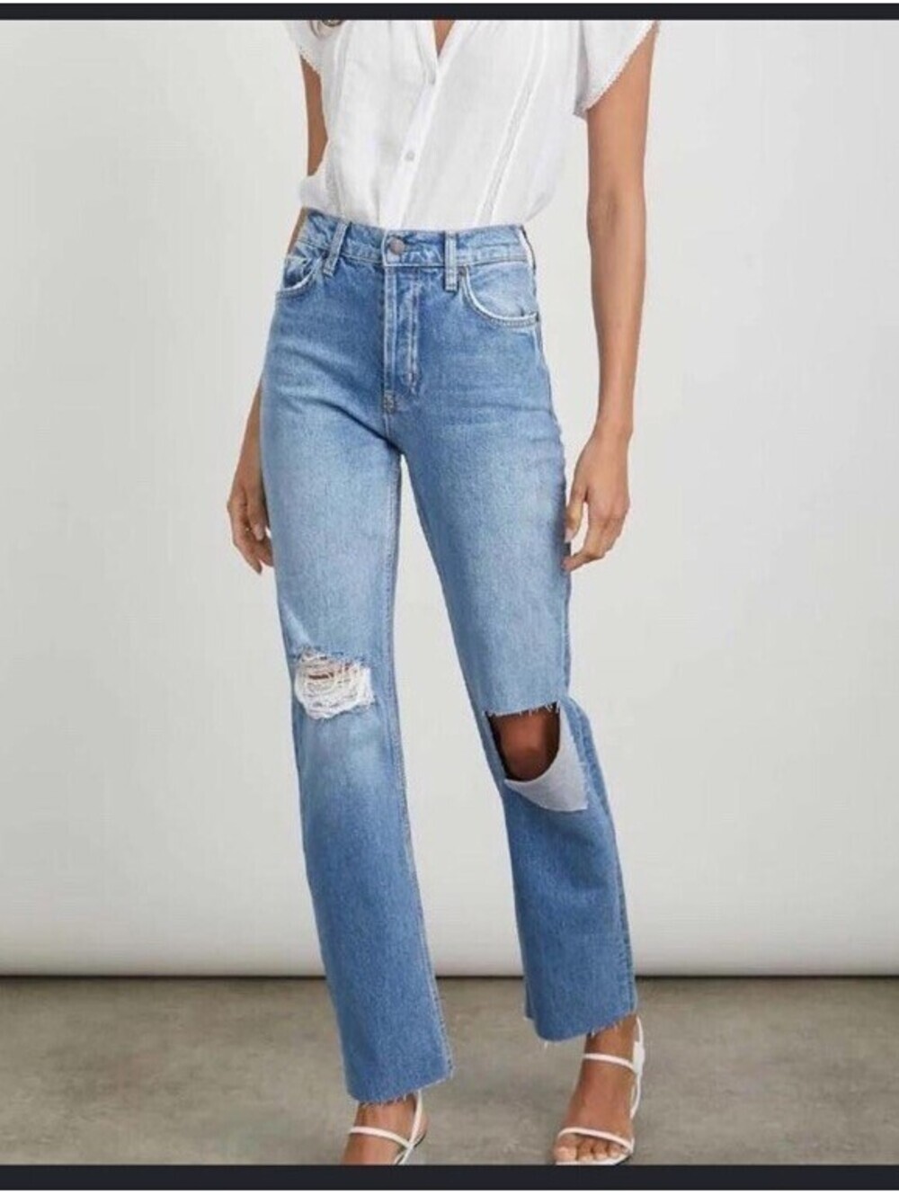 Rails Topanga Straight Faded Light Wash Blue Ripped Jeans Size 27 Retail $198